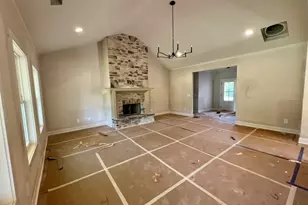 1033 Hillcrest Rd, Hogansville, GA 30230 - Photo 5