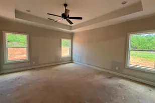 1033 Hillcrest Rd, Hogansville, GA 30230 - Photo 5