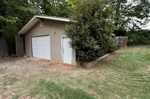 1260 Nelms Rd, Carnesville, GA 30521 - Photo 13
