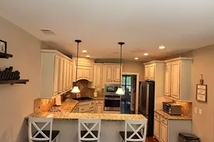 127 Sandisfield Dr, Sharpsburg, GA 30277 - Photo 11