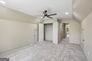 124 Johnson St, Barnesville, GA 30204 - Photo 23
