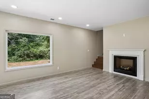 124 Johnson St, Barnesville, GA 30204 - Photo 7