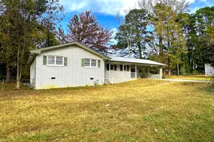 423 Center Cir SW, Conyers, GA 30094 - Photo 1
