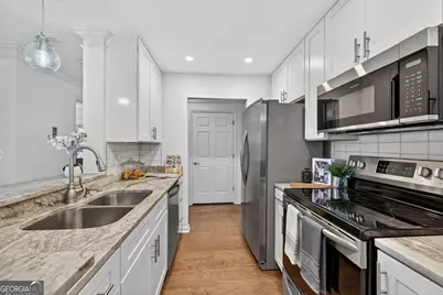 300 Johnson Ferry Road NE #B201, Atlanta, GA 30328 - Photo 7