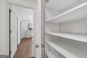 300 Johnson Ferry Road NE, Atlanta, GA 30328 - Photo 7