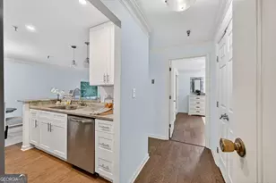 300 Johnson Ferry Road NE, Atlanta, GA 30328 - Photo 13