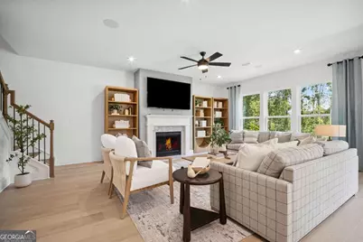 372 Aidens Bluff, Hoschton, GA 30548 - Photo 5