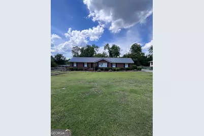 2205 Stonewall Street, Dublin, GA 31021 - Photo 1