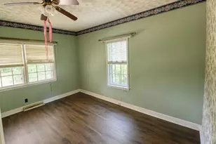 641 S Masonic St, Millen, GA 30442 - Photo 21