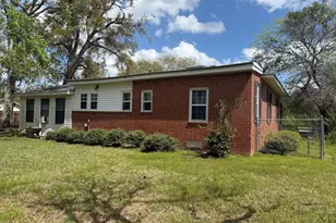 641 S Masonic St, Millen, GA 30442 - Photo 5