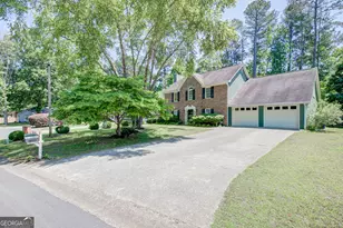 2394 Southern Oak Dr SW, Marietta, GA 30064 - Photo 1