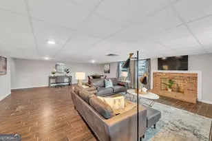 6805 Wright Rd, Atlanta, GA 30328 - Photo 25