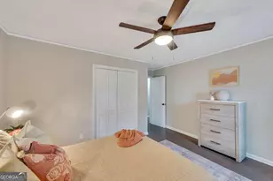 6805 Wright Rd, Atlanta, GA 30328 - Photo 17