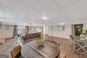 6805 Wright Rd, Atlanta, GA 30328 - Photo 23