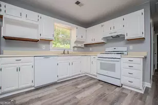 801 Bowdon Tyus Rd, Bowdon, GA 30108 - Photo 15