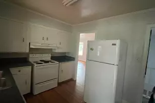 208 E Brazell St, Reidsville, GA 30453 - Photo 5
