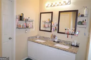 876 Ashton Oak Cir, Stone Mountain, GA 30083 - Photo 23