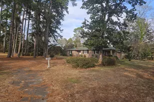 846 Harvey St, Millen, GA 30442 - Photo 33