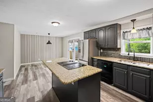 1243 Sycamore St, Young Harris, GA 30582 - Photo 9