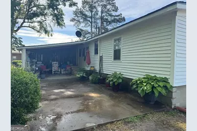 319 E McCarty Street, Sandersville, GA 31082 - Photo 5