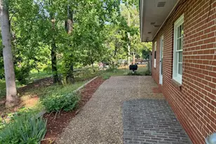 605 W Haynes St, Sandersville, GA 31082 - Photo 3