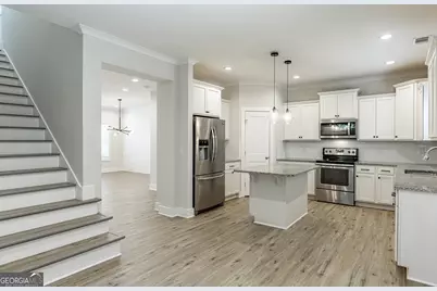 6459 Wildwood Trail, Flowery Branch, GA 30542 - Photo 15