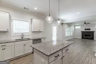 6459 Wildwood Trail, Flowery Branch, GA 30542 - Photo 11