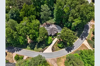 311 Chimney Sweep Circle, Peachtree City, GA 30269 - Photo 3