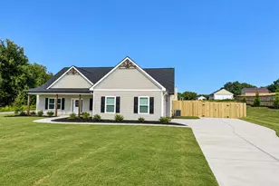 1000 Shoreline Dr, Madison, GA 30650 - Photo 1