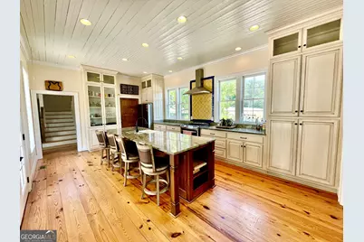 156 Lake Oglethorpe Drive, Arnoldsville, GA 30619 - Photo 17