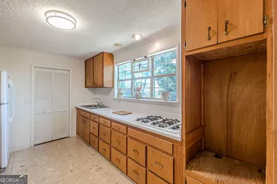650 North Avenue, Hapeville, GA 30354 - Photo 25