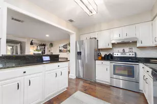 101 Barkentine Ct, Saint Simons, GA 31522 - Photo 7