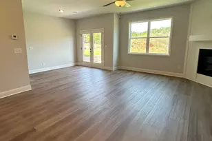 15 Crest Dr, Hartwell, GA 30643 - Photo 9