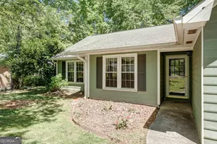 837 Bedford Park, Peachtree City, GA 30269 - Photo 3