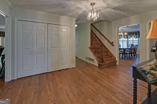 3341 Edgewood Cir, Gainesville, GA 30506 - Photo 5