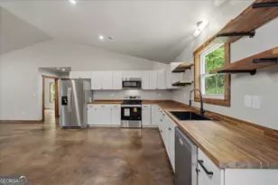 65 Bay Ct, Ellijay, GA 30540 - Photo 19