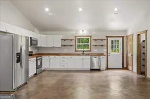 65 Bay Ct, Ellijay, GA 30540 - Photo 11