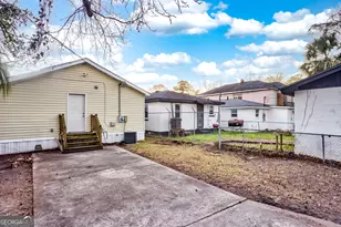 716 W 48th St, Savannah, GA 31405 - Photo 15
