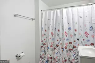 716 W 48th St, Savannah, GA 31405 - Photo 13