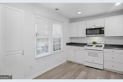716 W 48th Street, Savannah, GA 31405 - Photo 5