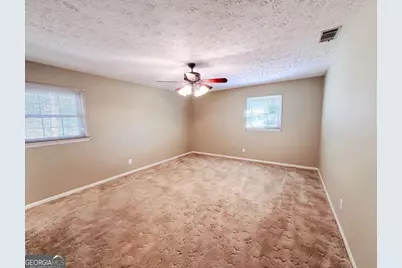 564 W Oglethorpe Avenue, Lyons, GA 30436 - Photo 17