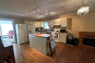 196 White St, Dillard, GA 30537 - Photo 13