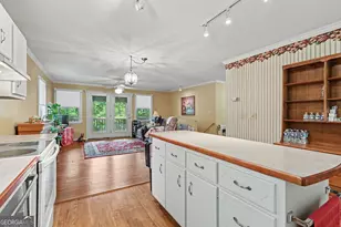 196 White St, Dillard, GA 30537 - Photo 9