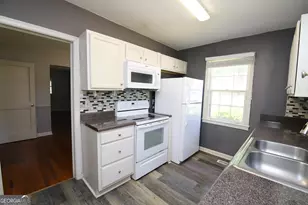 222 Beechwood Cir, Lagrange, GA 30240 - Photo 3