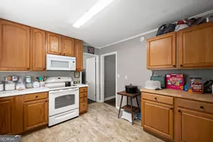 148 Moreland Ave, Toccoa, GA 30577 - Photo 13