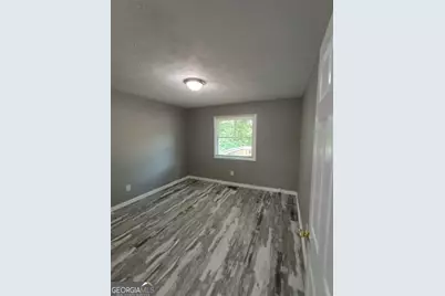 697 Pepperwood Trail, Stone Mountain, GA 30087 - Photo 5