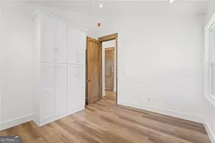 2746 Dale Creek Dr NW, Atlanta, GA 30318 - Photo 21