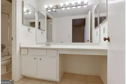 158 Maribeau Square NW, Atlanta, GA 30327 - Photo 19