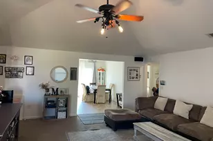 134 Auburn Cir, Glennville, GA 30427 - Photo 3