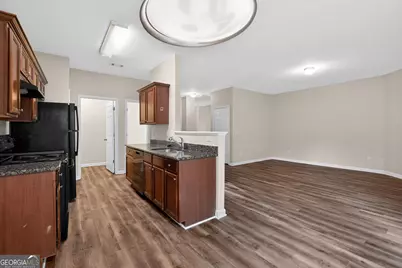 6361 Shadow Square, Lithonia, GA 30058 - Photo 9